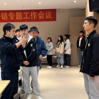 點(diǎn)贊！派出所把“零跑腿”送到生產(chǎn)線